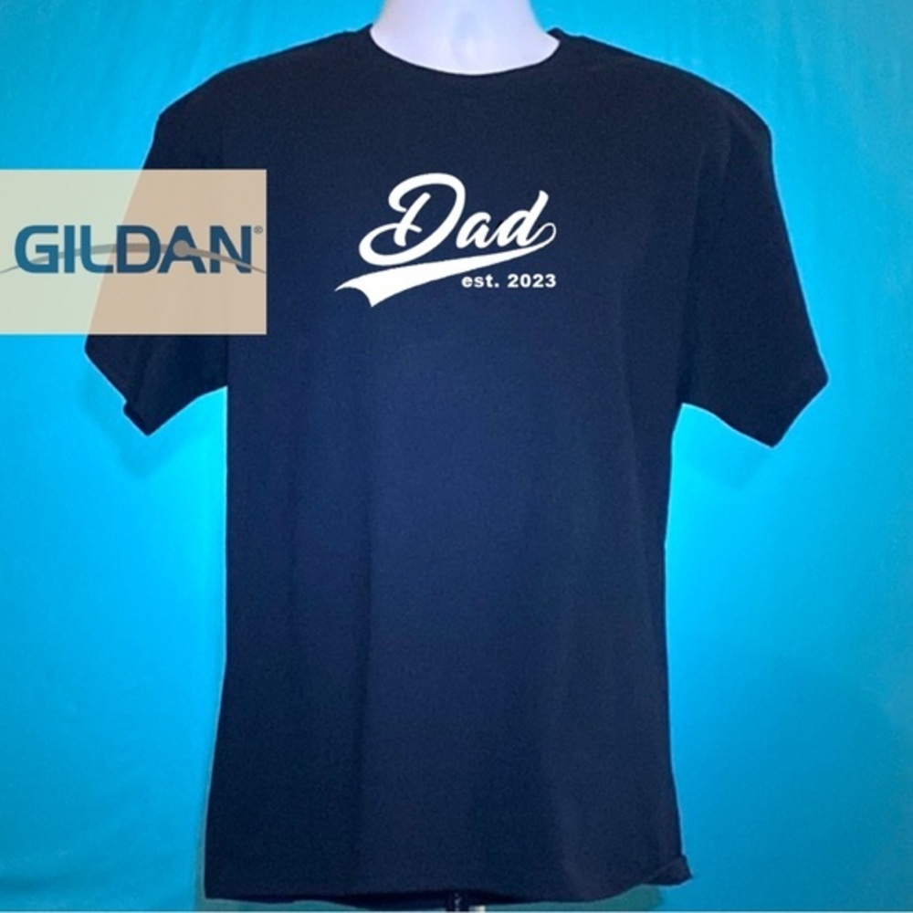 NEW Dad TSHIRT For New Father Dad Est. 2023